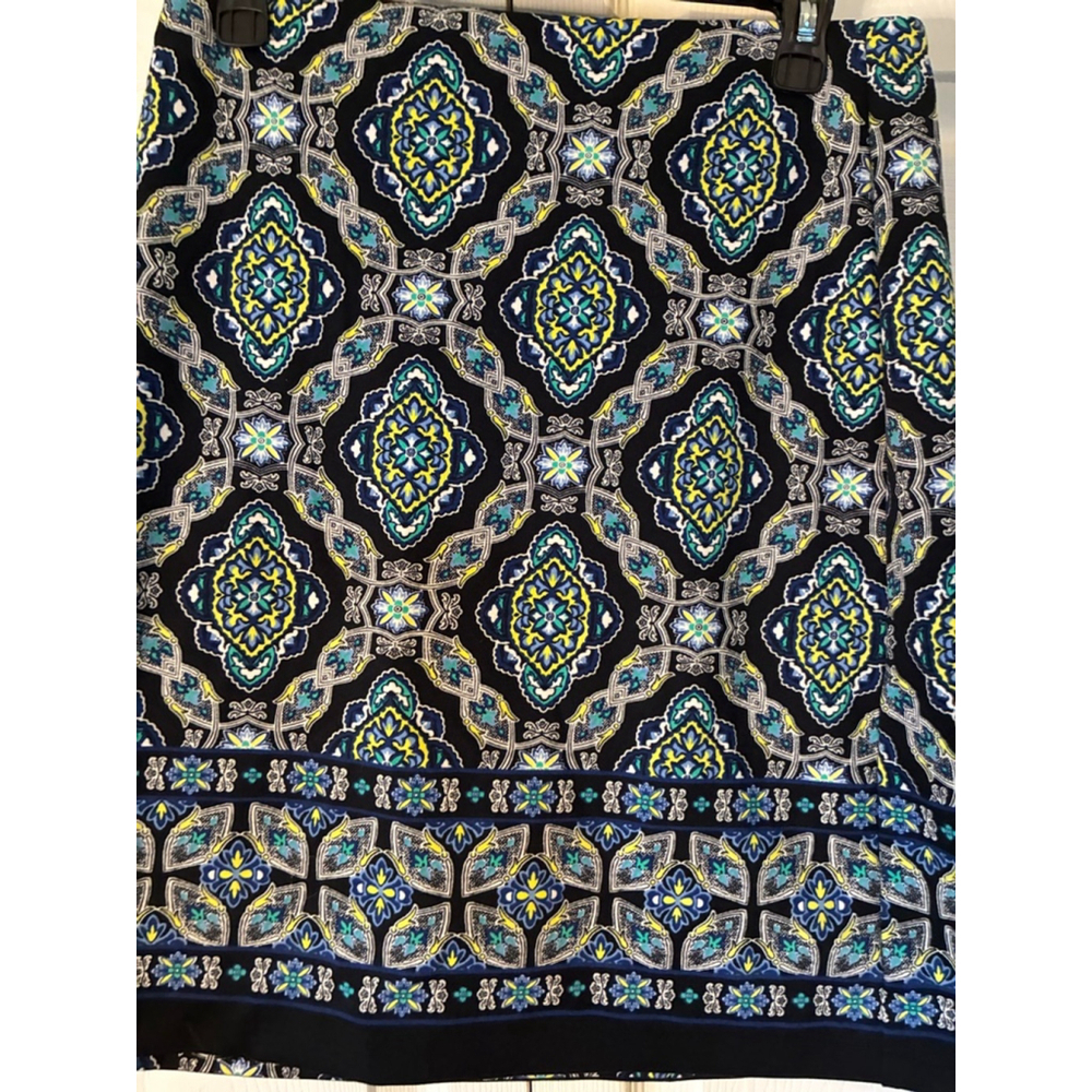 Women's Talbots Petite Black Blue Patterned Skirt 8P - Picture 2 of 9